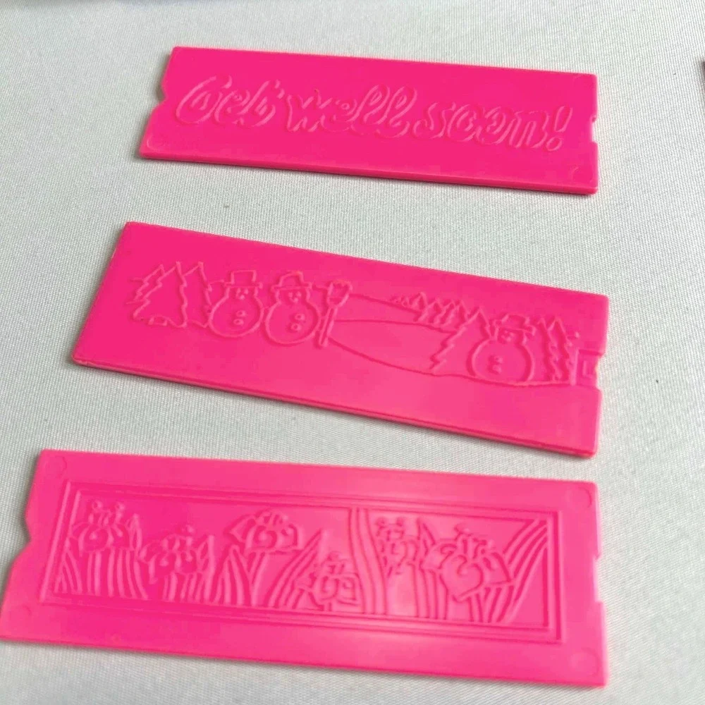 Vintage Tomy Great Greetings Rubbing Plate Art Set Pink 9 Reversible Plates